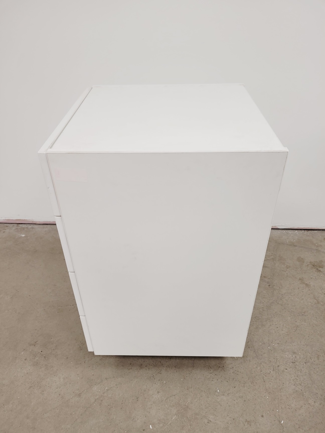 Image of 4 x White Laboratory Cupboards/Cabinets & Drawers Lab