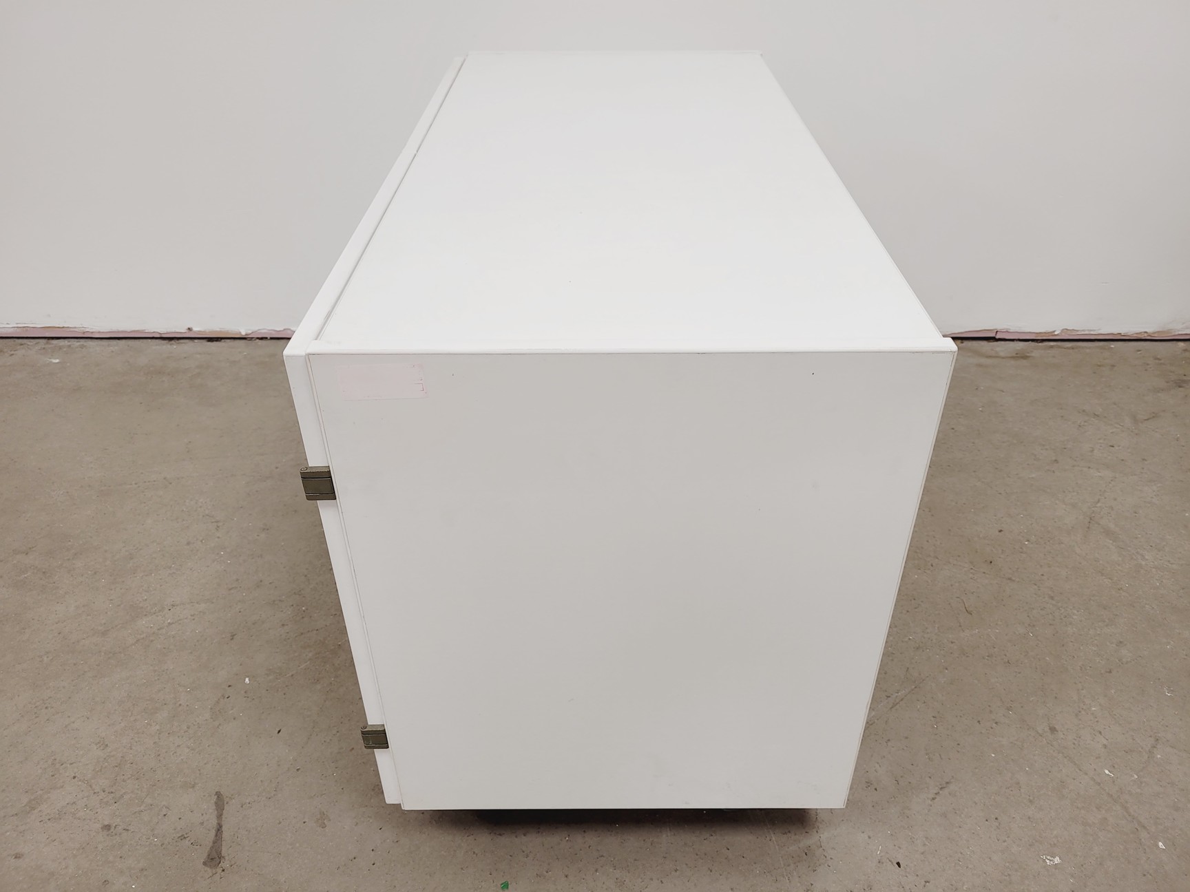 Image of White Laboratory Cupboard/Cabinet & Chest of Drawers Set Lab