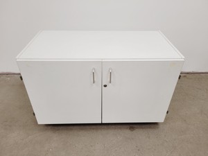 Thumbnail image of White Laboratory Cupboard/Cabinet & Chest of Drawers Set Lab