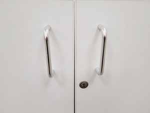 Thumbnail image of White Laboratory Cupboard/Cabinet & Chest of Drawers Set Lab