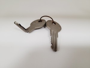 Thumbnail image of White Laboratory Cupboard/Cabinet & Chest of Drawers Set Lab