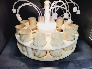 Thumbnail image of CEM MDS-2000 Microwave Digestion Oven  Model no. 924010 Lab