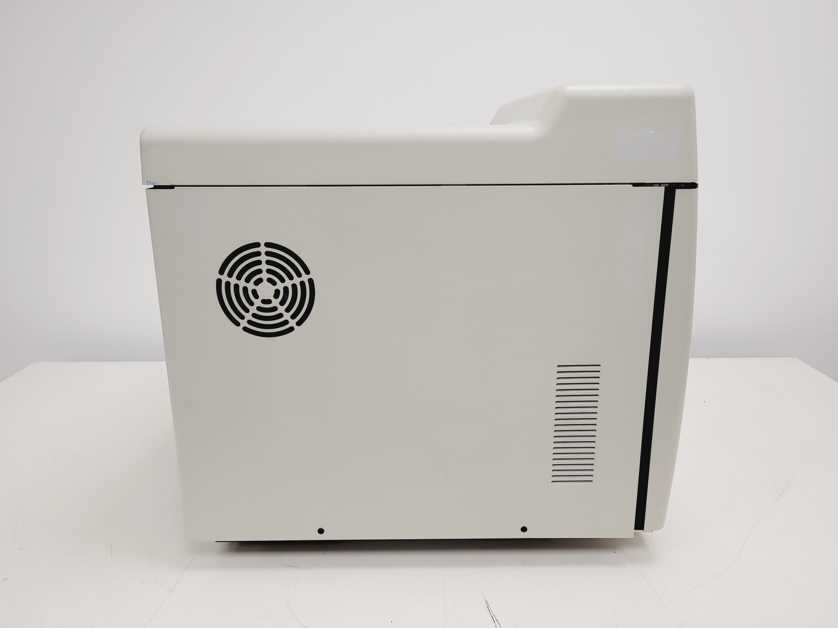 Image of CEM MarsX Microwave Digestion Oven  Model no. 907610 Lab