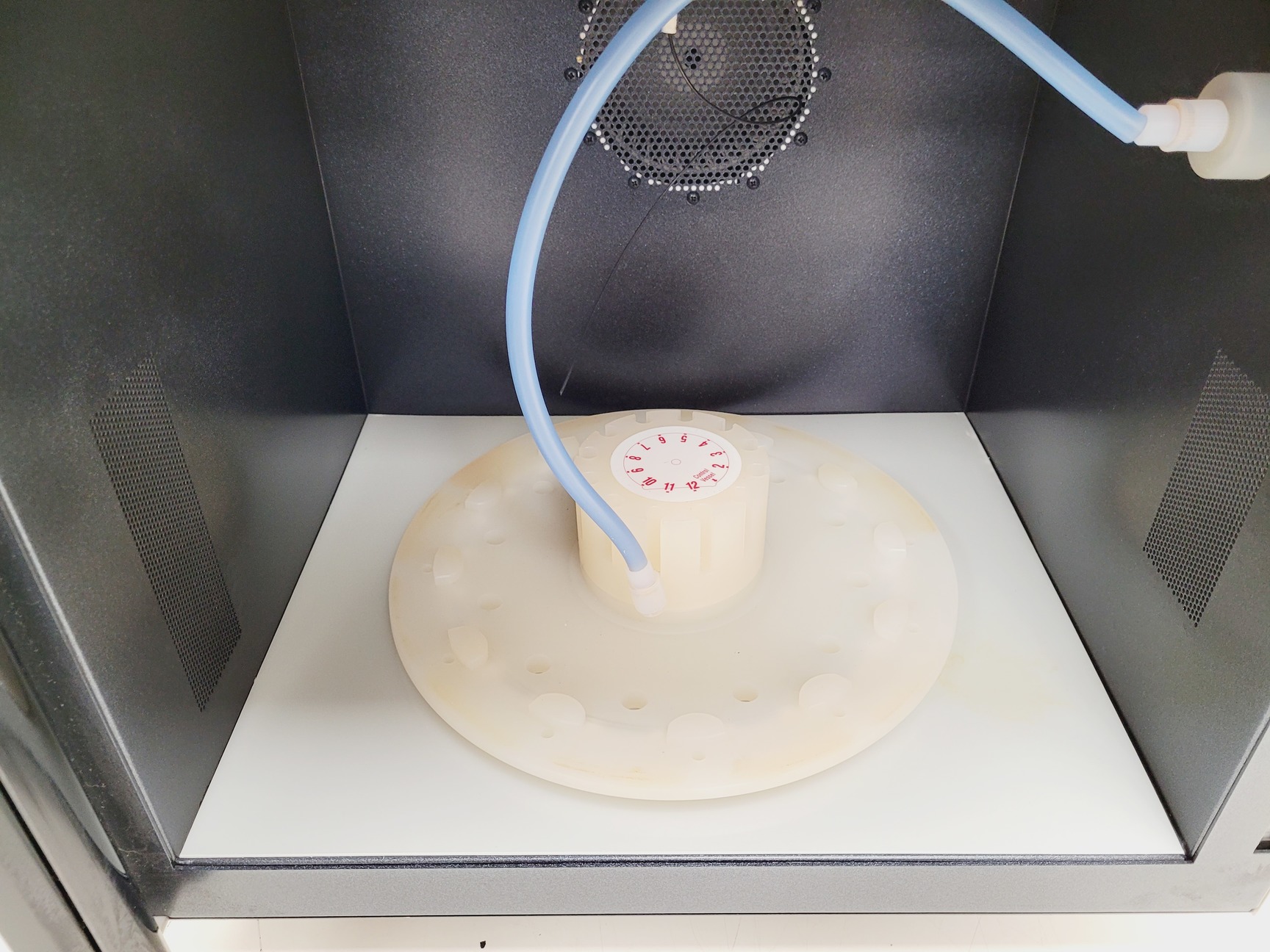 Image of CEM MarsX Microwave Digestion Oven  Model no. 907610 Lab