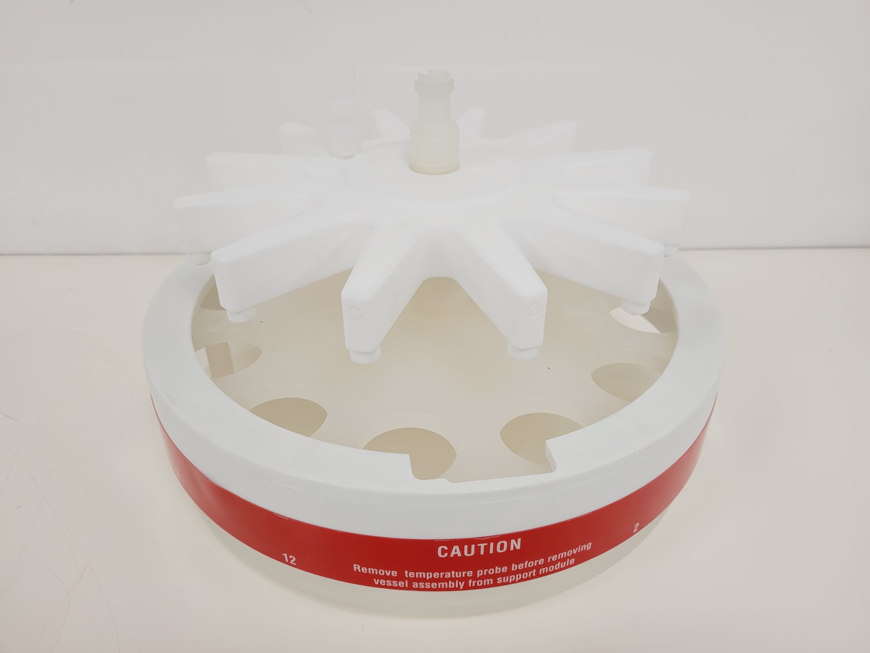 Image of CEM MarsX Microwave Digestion Oven  Model no. 907610 Lab