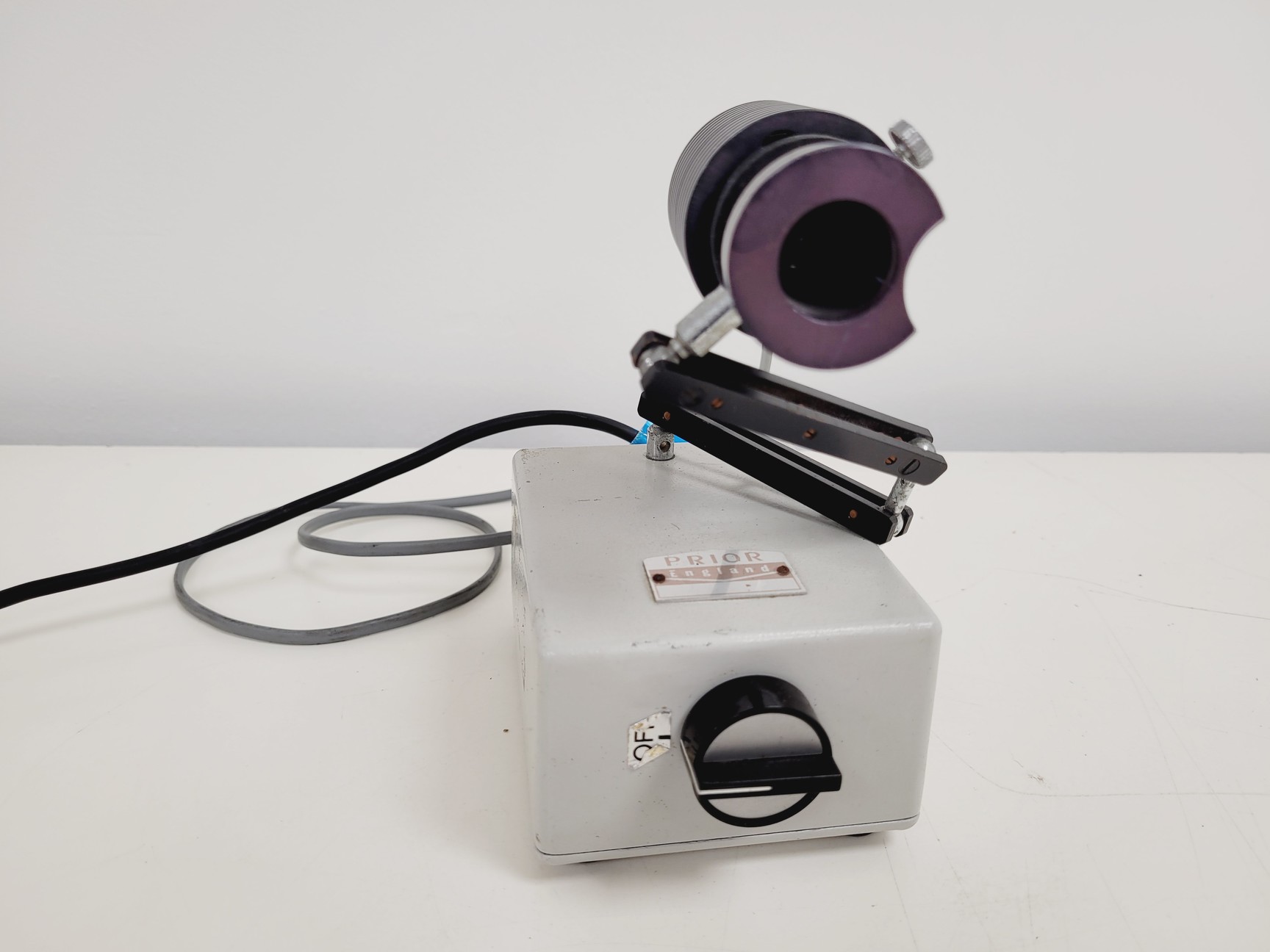 Image of 57 x Microscope Lamps/Light Sources Lab