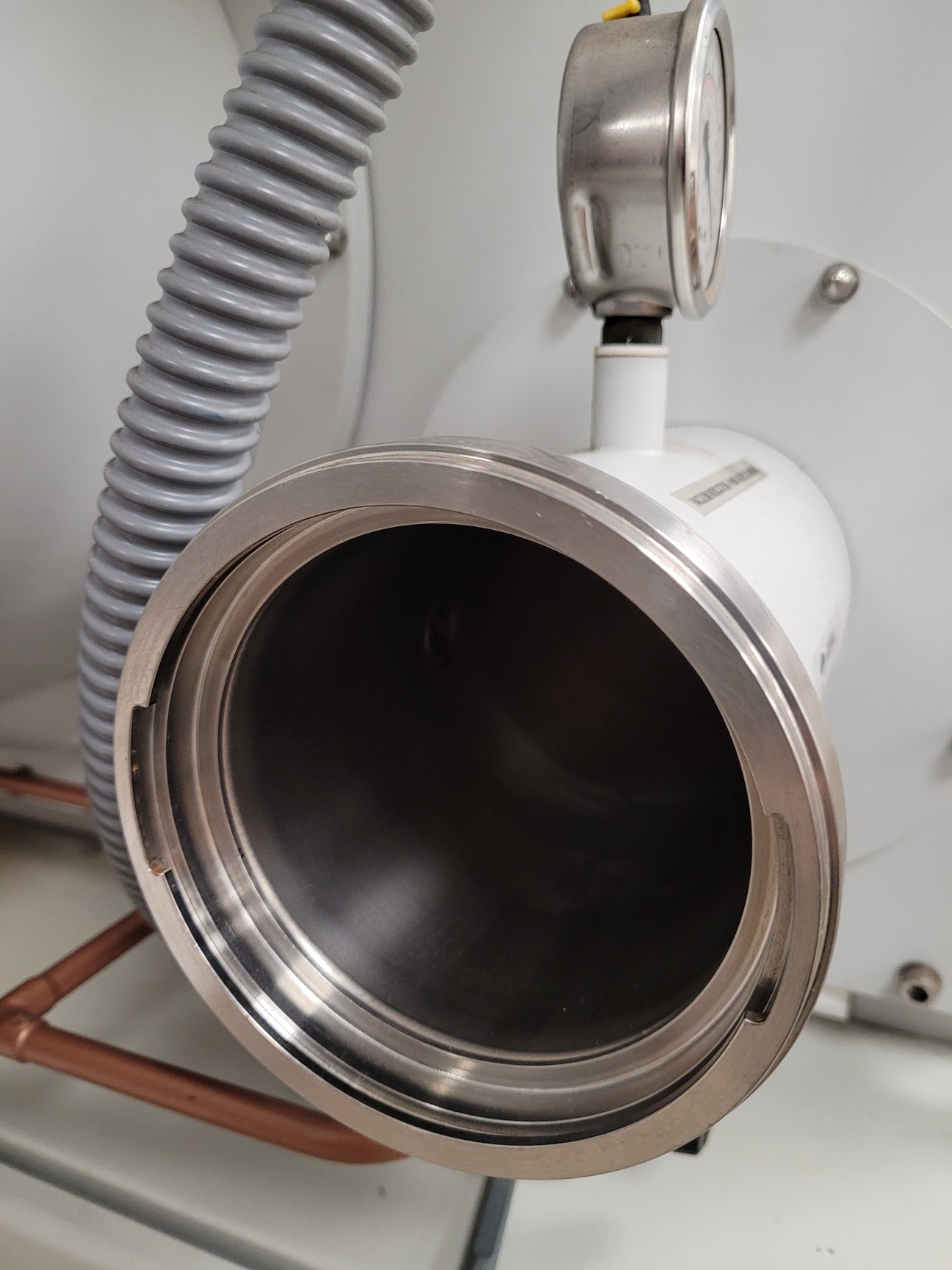 Image of MBraun Labmaster 130 Laboratory Glove Box Lab