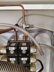 Thumbnail image of MBraun Labmaster 130 Laboratory Glove Box Lab