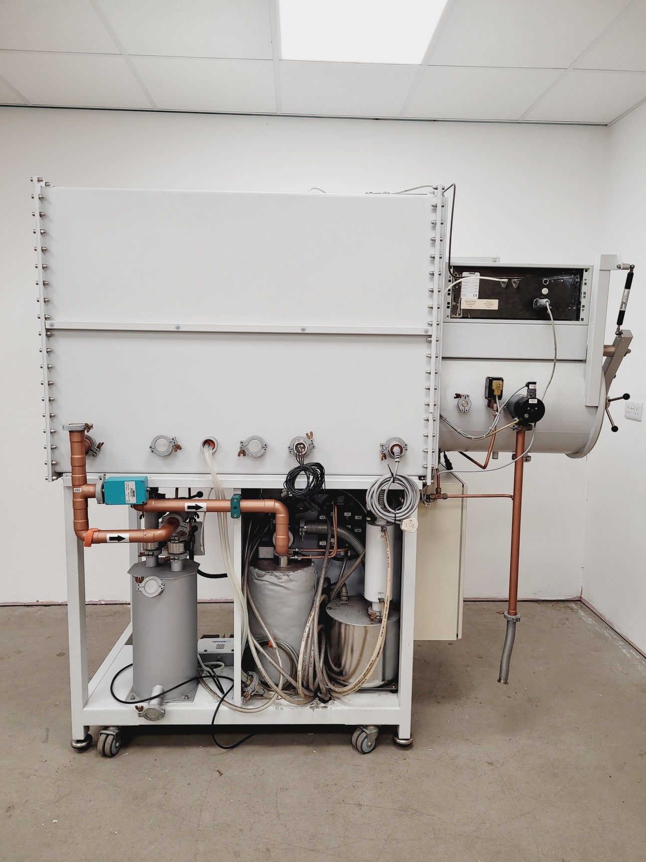 Image of MBraun Labmaster 130 Laboratory Glove Box Lab