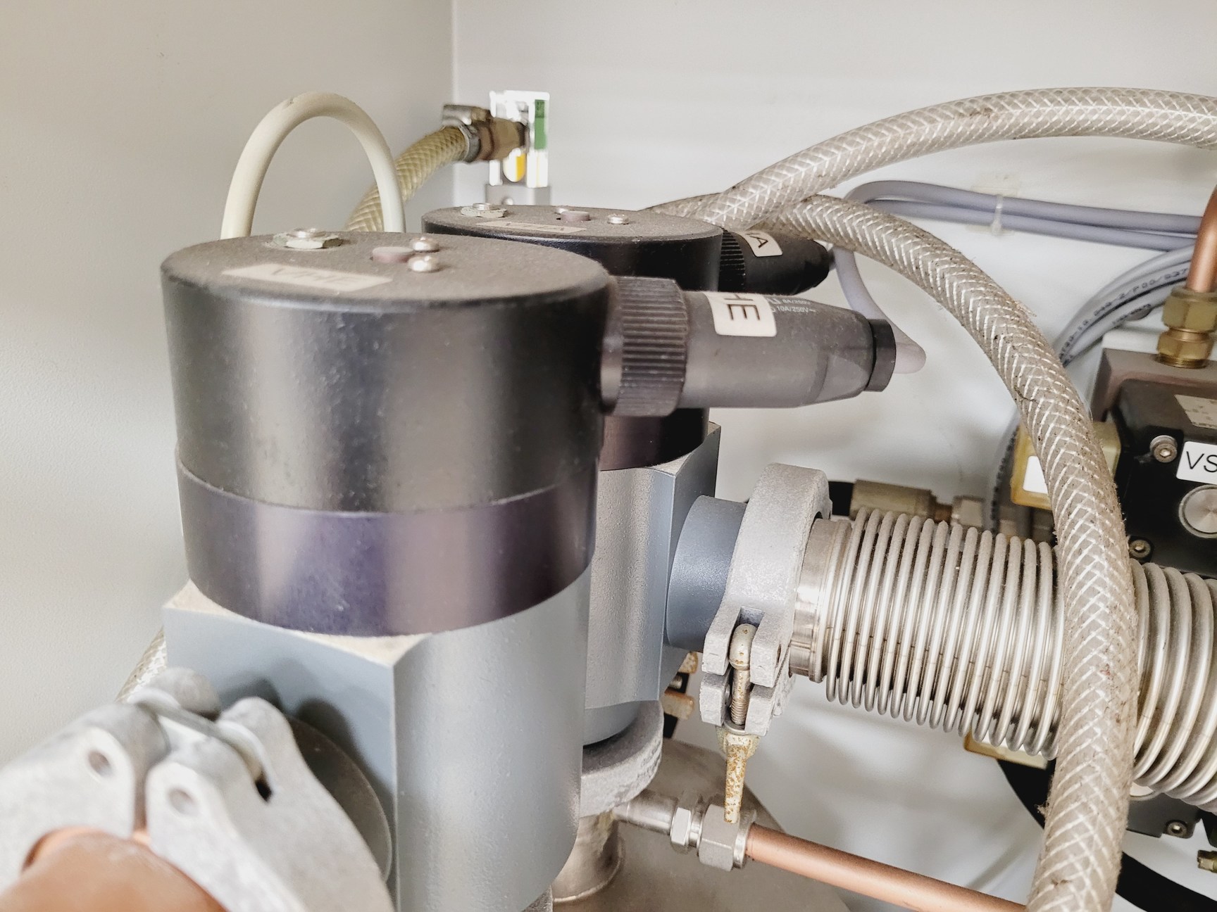 Image of MBraun Labmaster 130 Laboratory Glove Box Lab