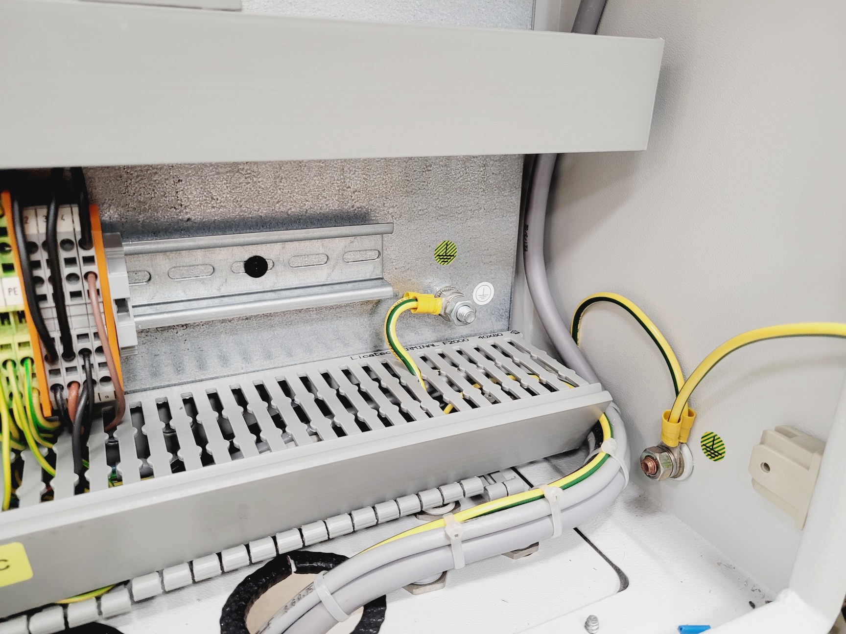 Image of MBraun Labmaster 130 Laboratory Glove Box Lab