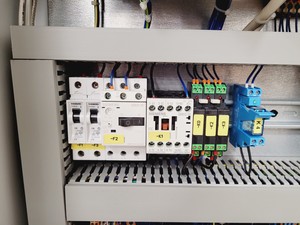 Thumbnail image of MBraun Labmaster 130 Laboratory Glove Box Lab