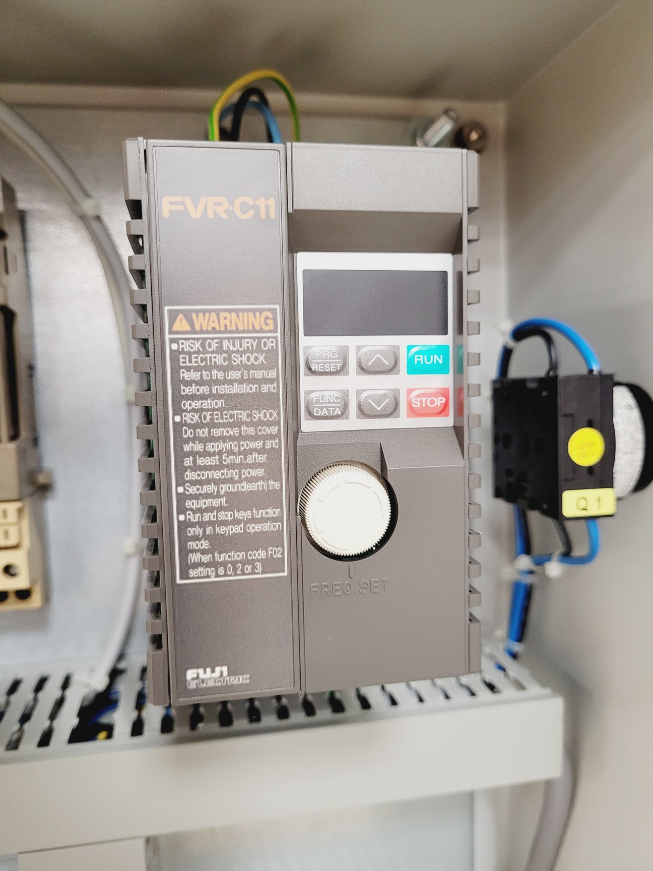 Image of MBraun Labmaster 130 Laboratory Glove Box Lab