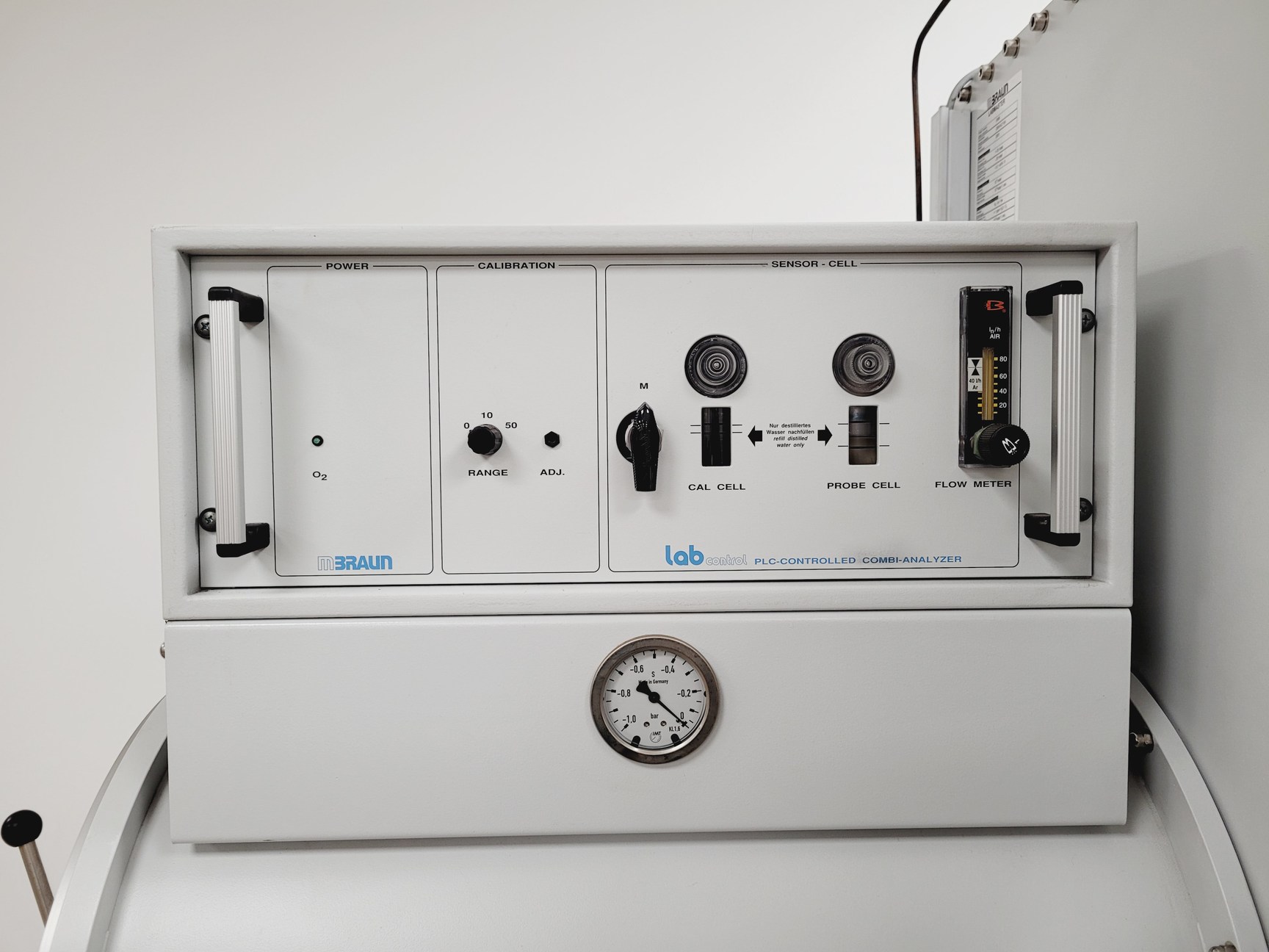 Image of MBraun Labmaster 130 Laboratory Glove Box Lab