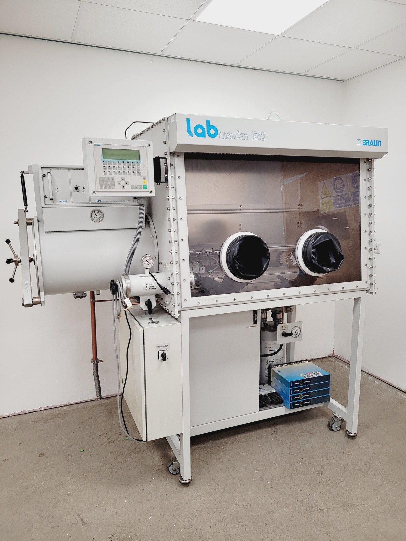 Image of MBraun Labmaster 130 Laboratory Glove Box Lab