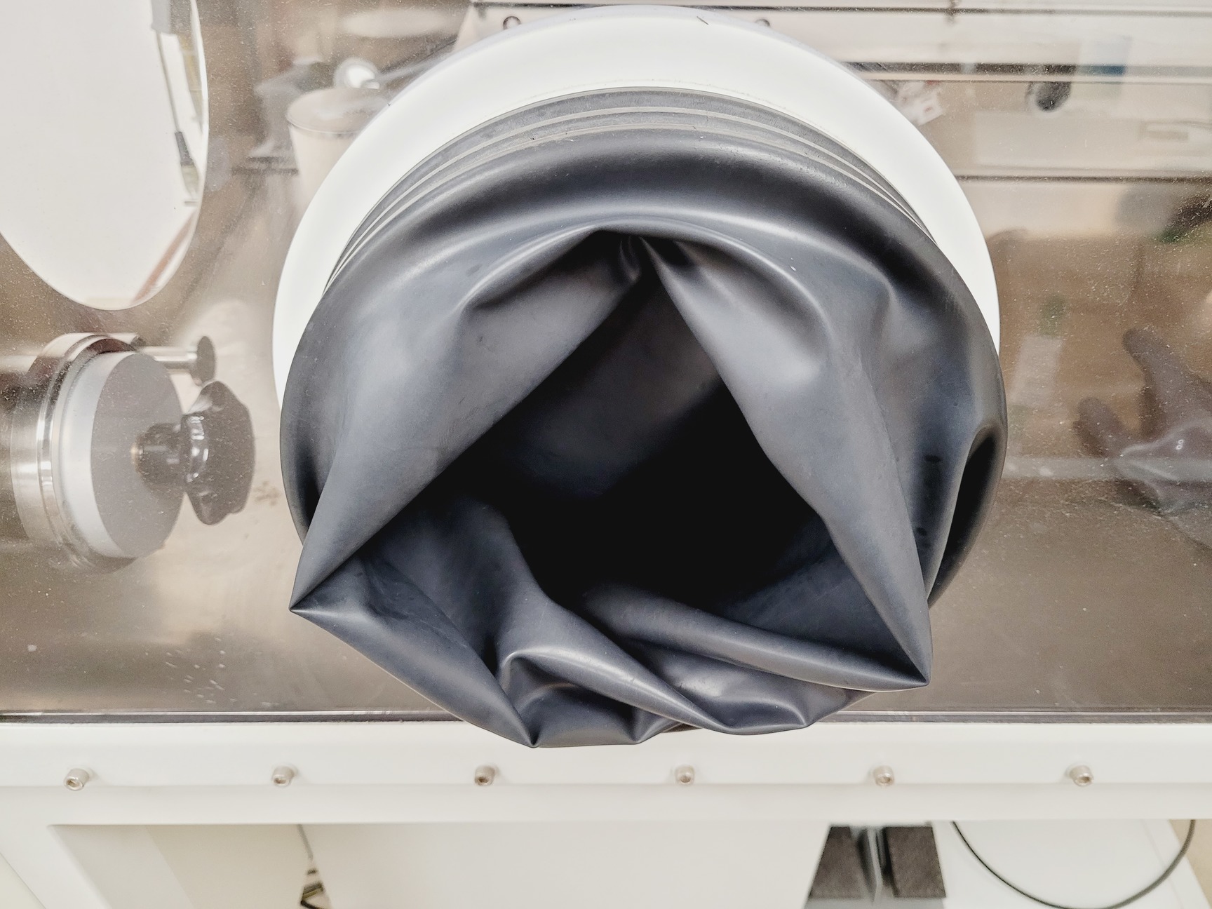 Image of MBraun Labmaster 130 Laboratory Glove Box Lab