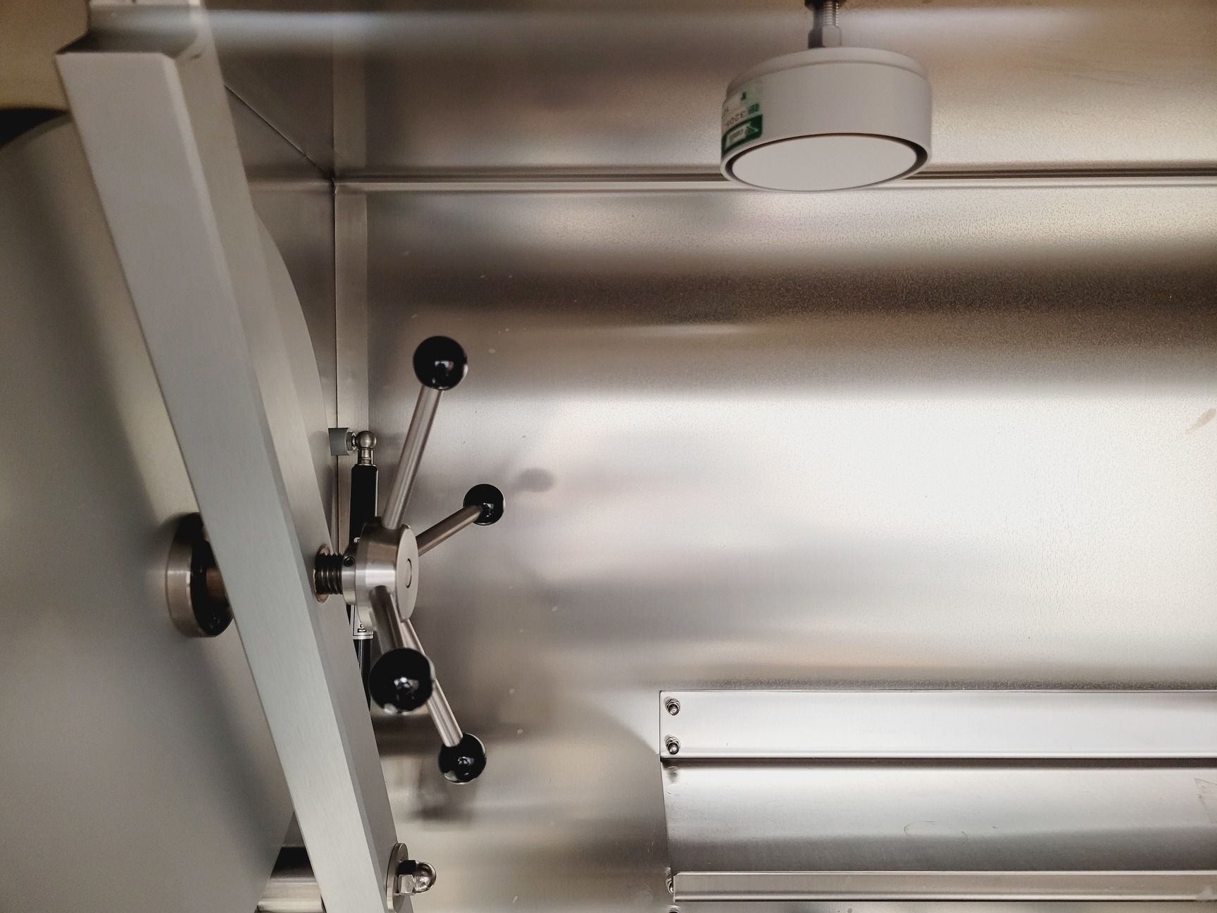 Image of MBraun Labmaster 130 Laboratory Glove Box Lab