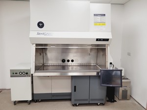 Thumbnail image of Beckman Coulter MoFlo Astrios EQ Cell Sorter System with Class 2 Cabinet Lab