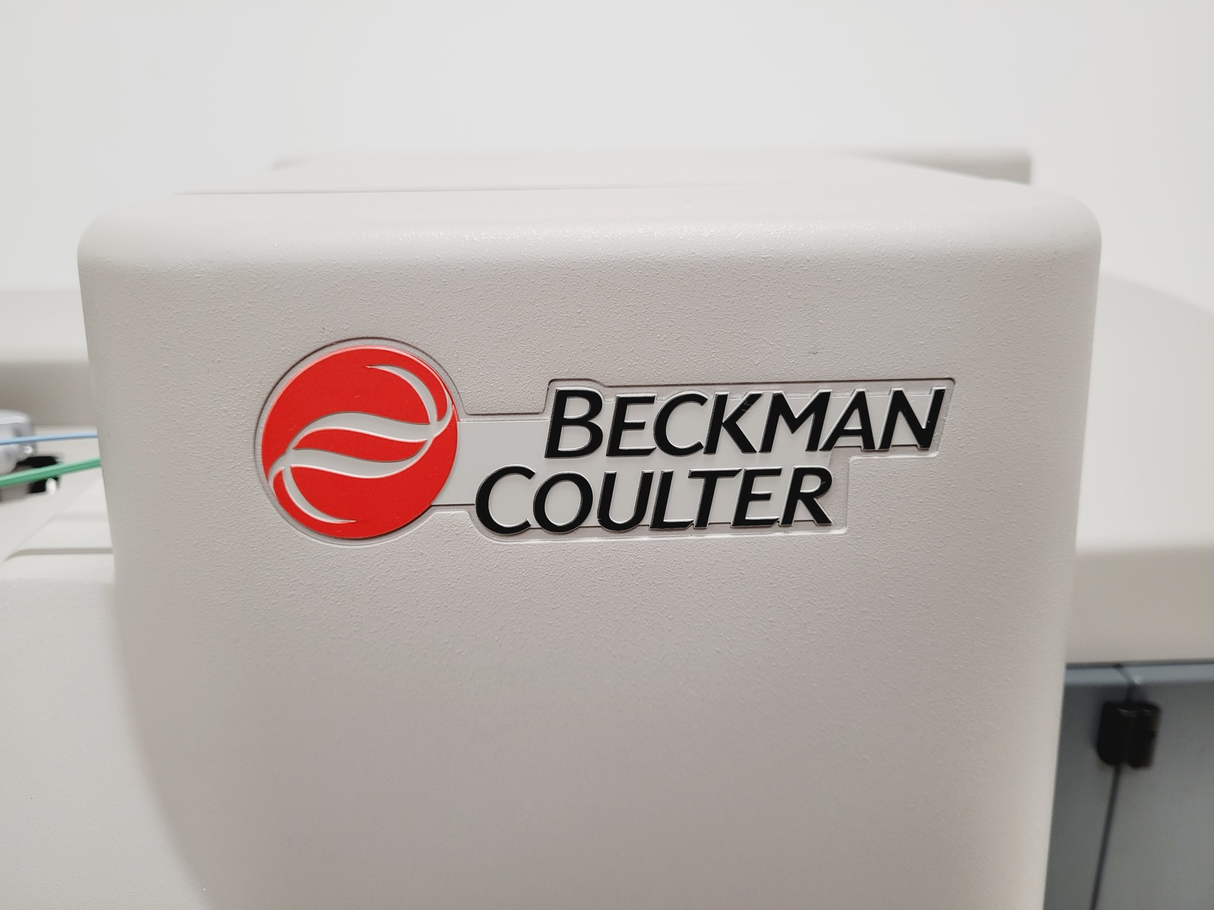 Image of Beckman Coulter MoFlo Astrios EQ Cell Sorter System with Class 2 Cabinet Lab