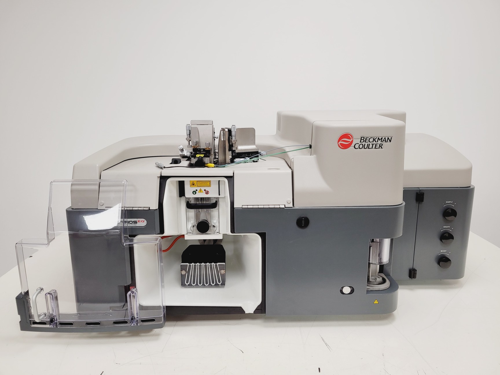 Image of Beckman Coulter MoFlo Astrios EQ Cell Sorter System with Class 2 Cabinet Lab