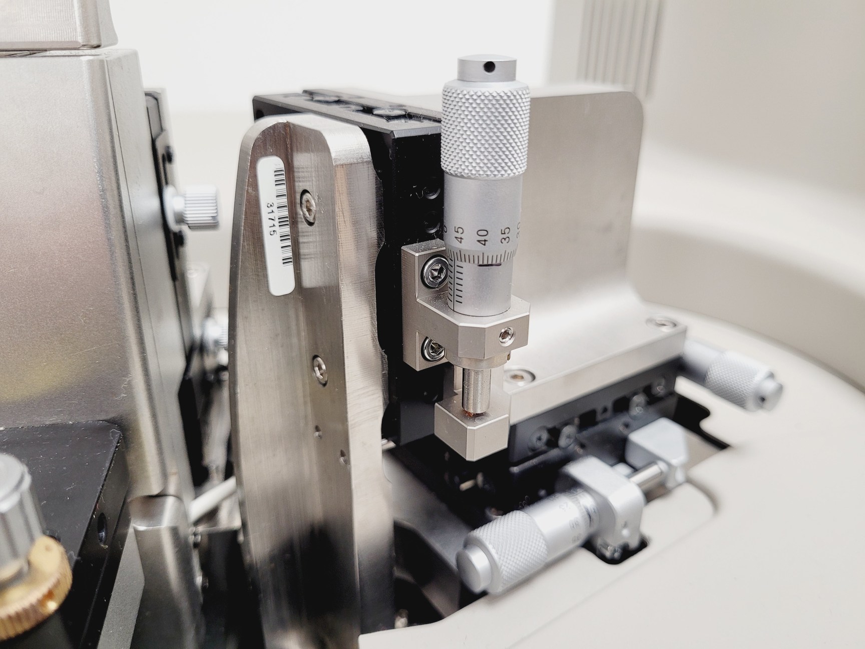 Image of Beckman Coulter MoFlo Astrios EQ Cell Sorter System with Class 2 Cabinet Lab