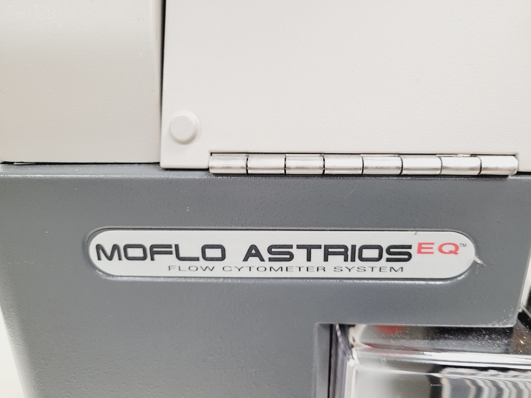 Image of Beckman Coulter MoFlo Astrios EQ Cell Sorter System with Class 2 Cabinet Lab