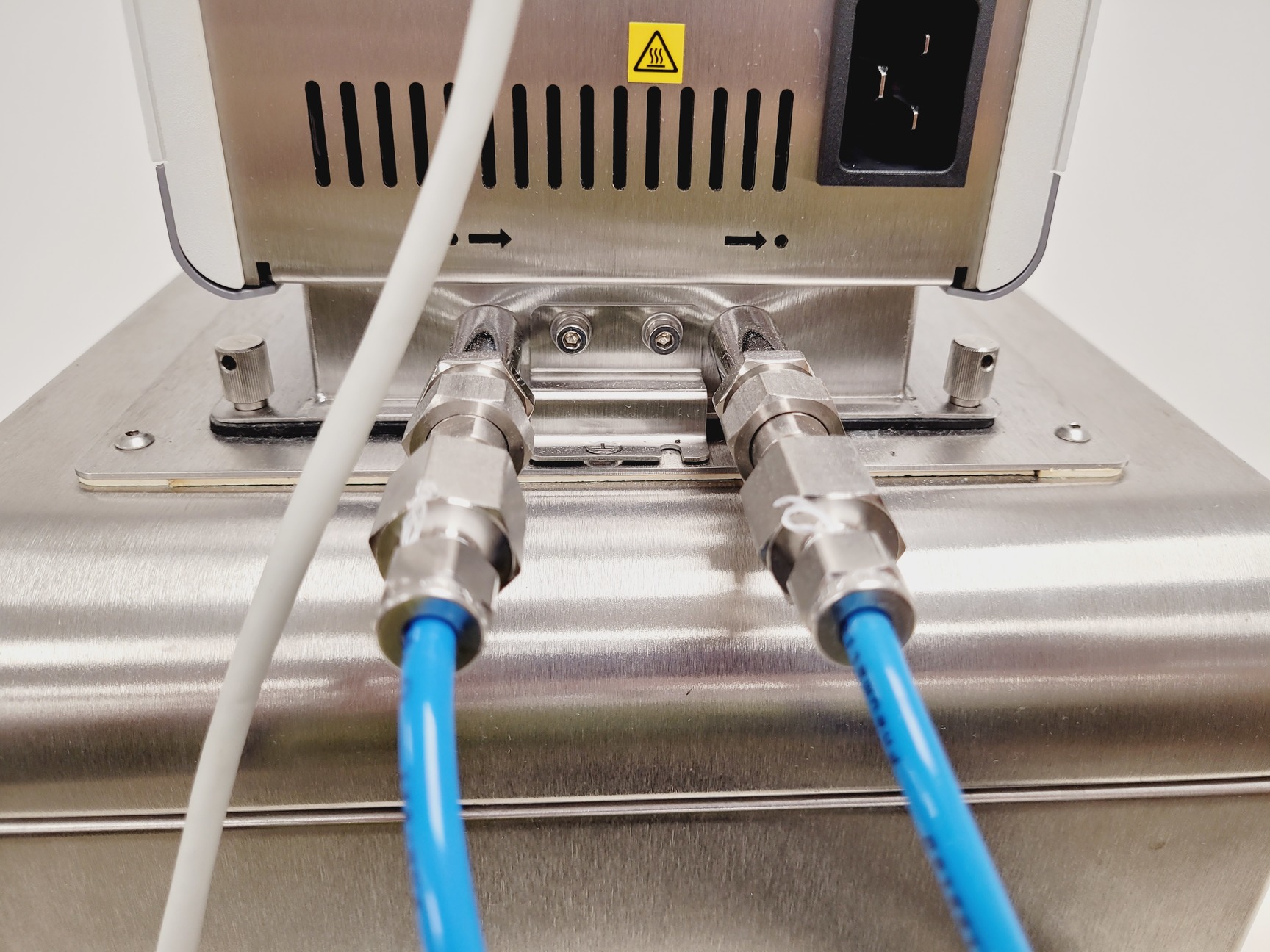 Image of Beckman Coulter MoFlo Astrios EQ Cell Sorter System with Class 2 Cabinet Lab