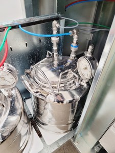 Thumbnail image of Beckman Coulter MoFlo Astrios EQ Cell Sorter System with Class 2 Cabinet Lab