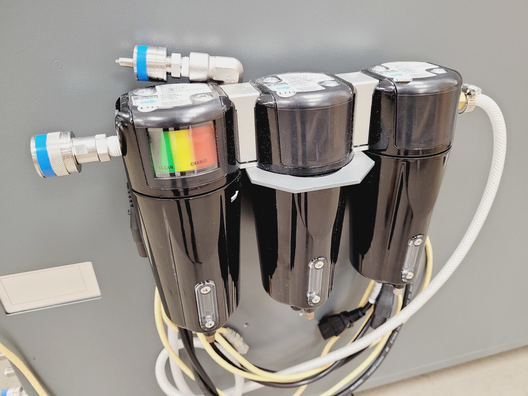 Image of Beckman Coulter MoFlo Astrios EQ Cell Sorter System with Class 2 Cabinet Lab