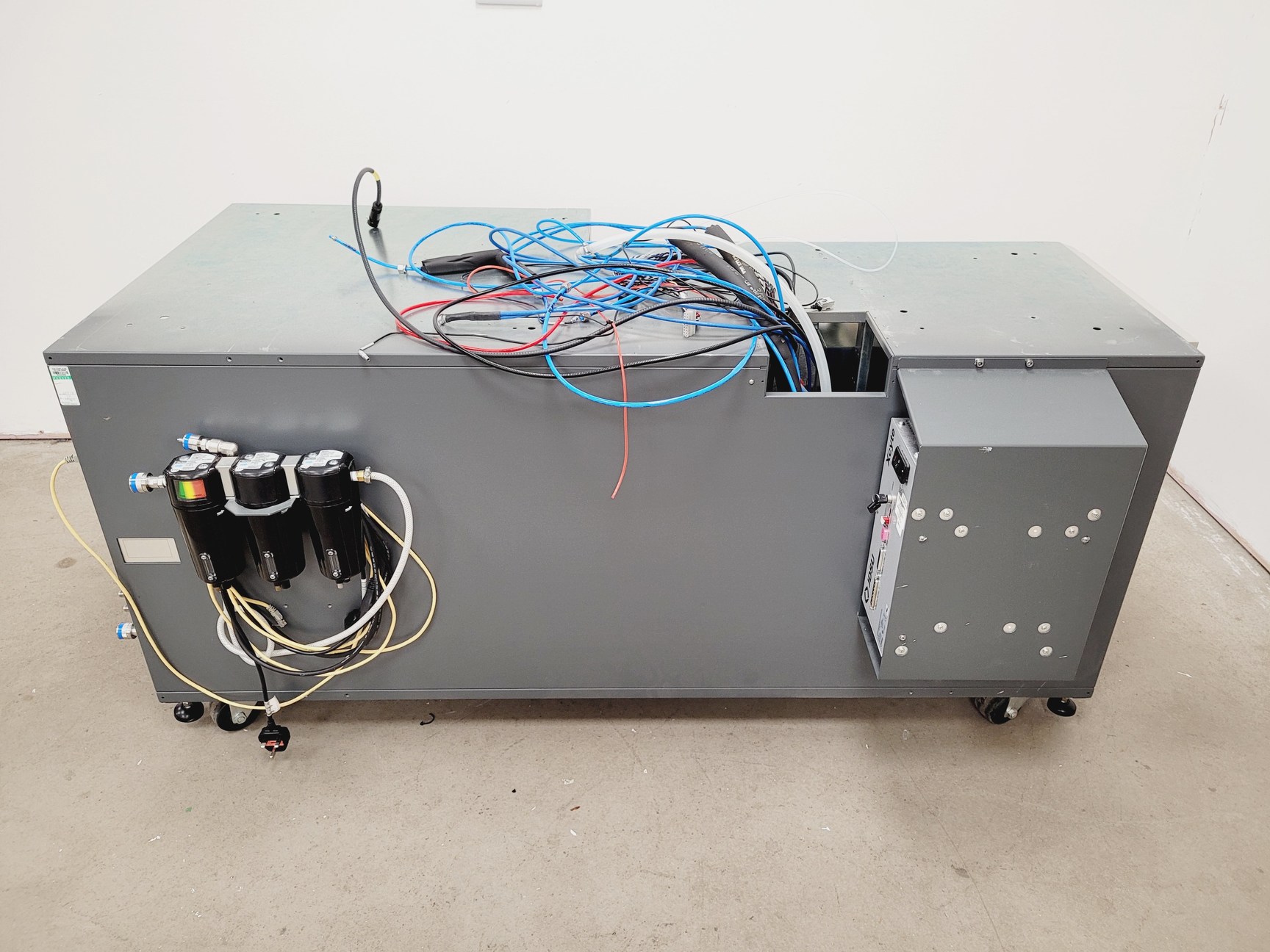 Image of Beckman Coulter MoFlo Astrios EQ Cell Sorter System with Class 2 Cabinet Lab