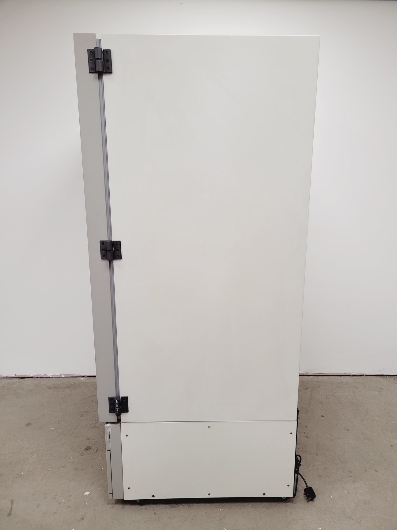 Image of Nuaire -86 Ultra Low Temperature Laboratory Freezer  Model no. NU-6621W36 Lab