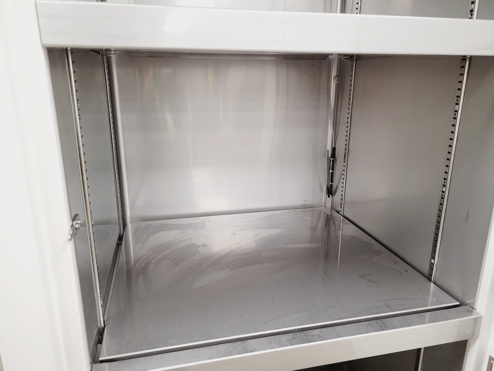 Image of New Brunswick  U535 -86 Ultra Low Temperature Freezer & CO2 Backup Unit Lab