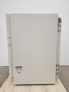 Thumbnail image of Sanyo CO2 Laboratory Incubator  Model - MCO-17AIC Lab