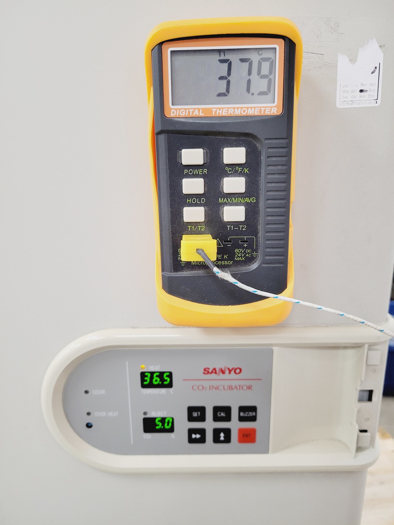 Image of Sanyo CO2 Laboratory Incubator  Model - MCO-17AIC Lab