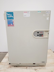 Thumbnail image of Sanyo CO2 Laboratory Incubator  Model - MCO-17AIC Lab
