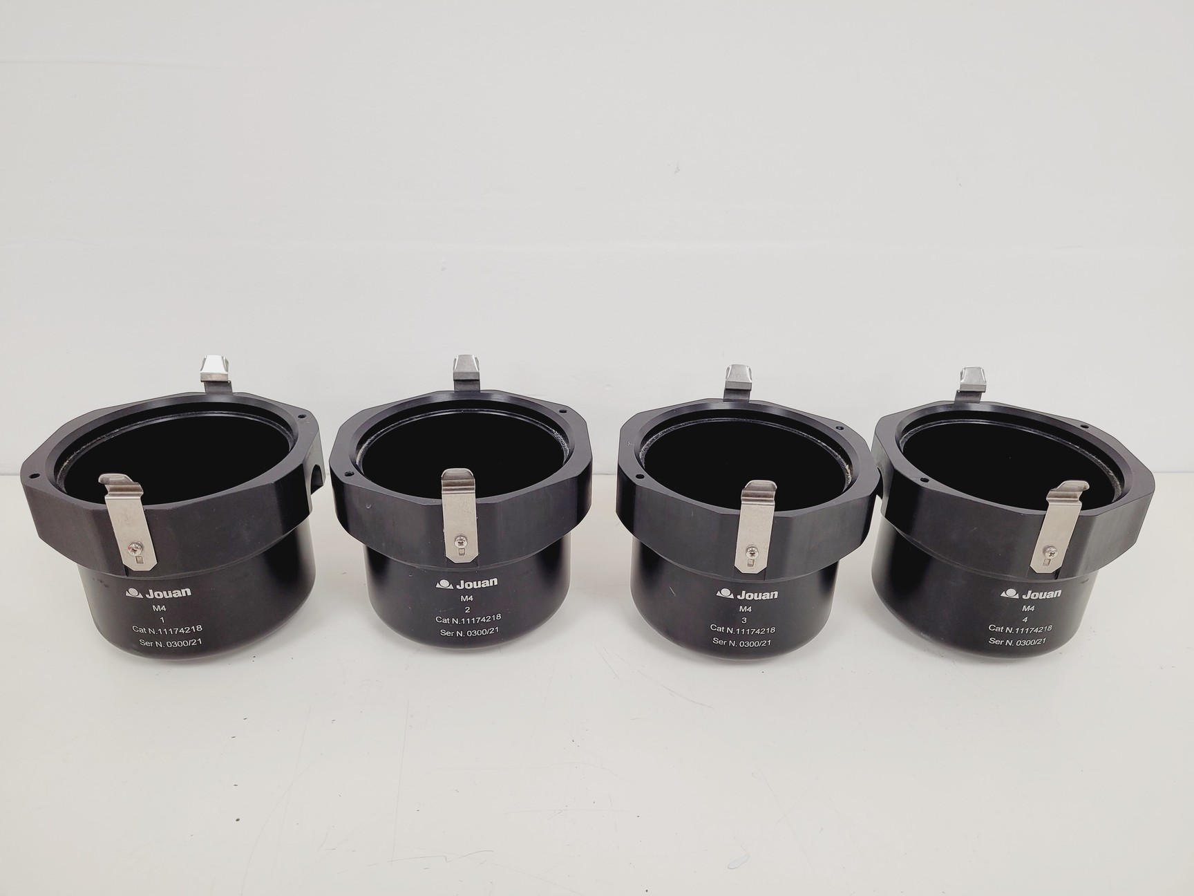 Image of Jouan Refrigerated Centrifuge  Model - CR412 with 4750RPM Rotor & Inserts Lab