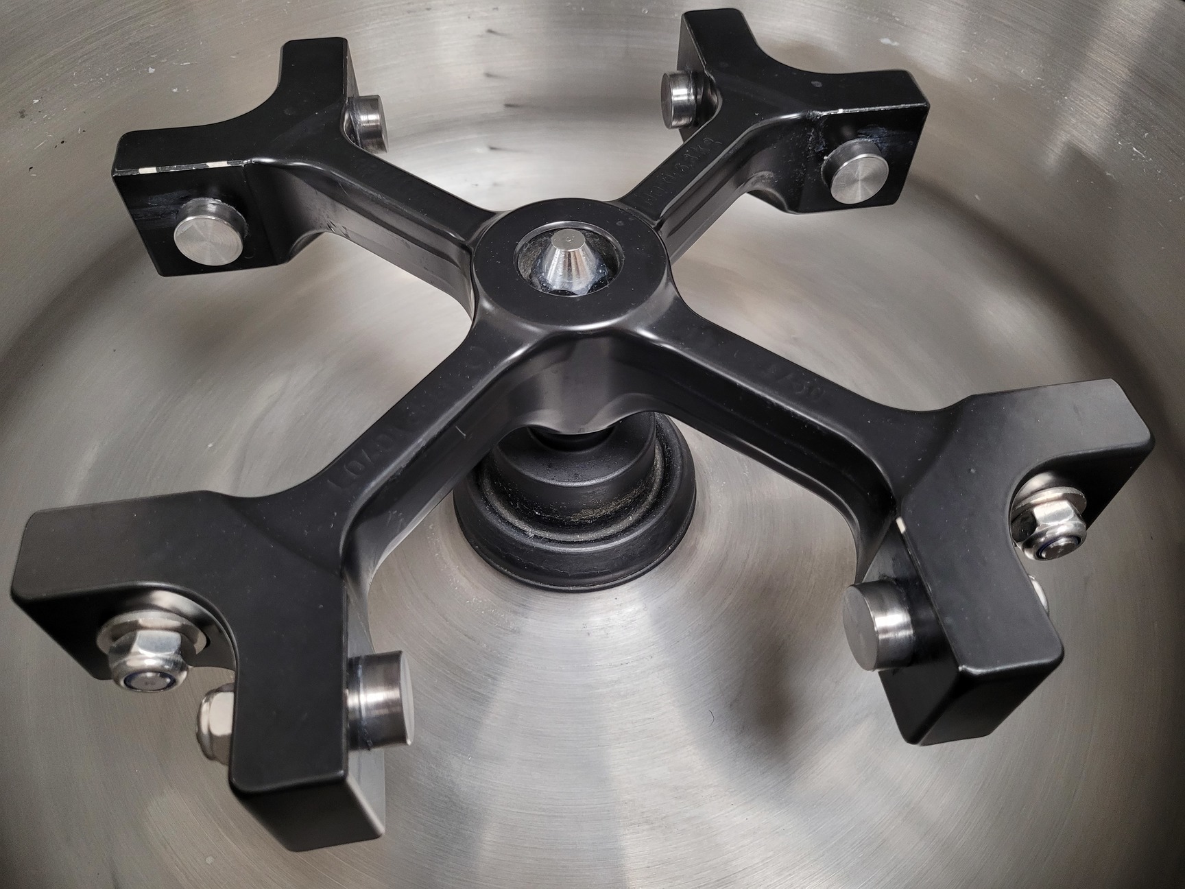 Image of Jouan Refrigerated Centrifuge  Model - CR412 with 4750RPM Rotor & Inserts Lab