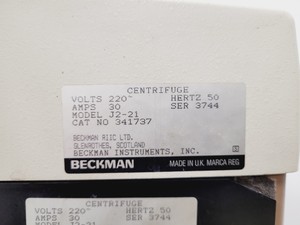 Thumbnail image of Beckman Centrifuge  Model - J2-21 with JA-10 10000rpm Rotor Lab