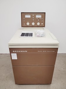 Thumbnail image of Beckman Centrifuge  Model - J2-21 with JA-10 10000rpm Rotor Lab