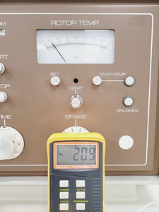 Thumbnail image of Beckman Centrifuge  Model - J2-21 with JA-10 10000rpm Rotor Lab