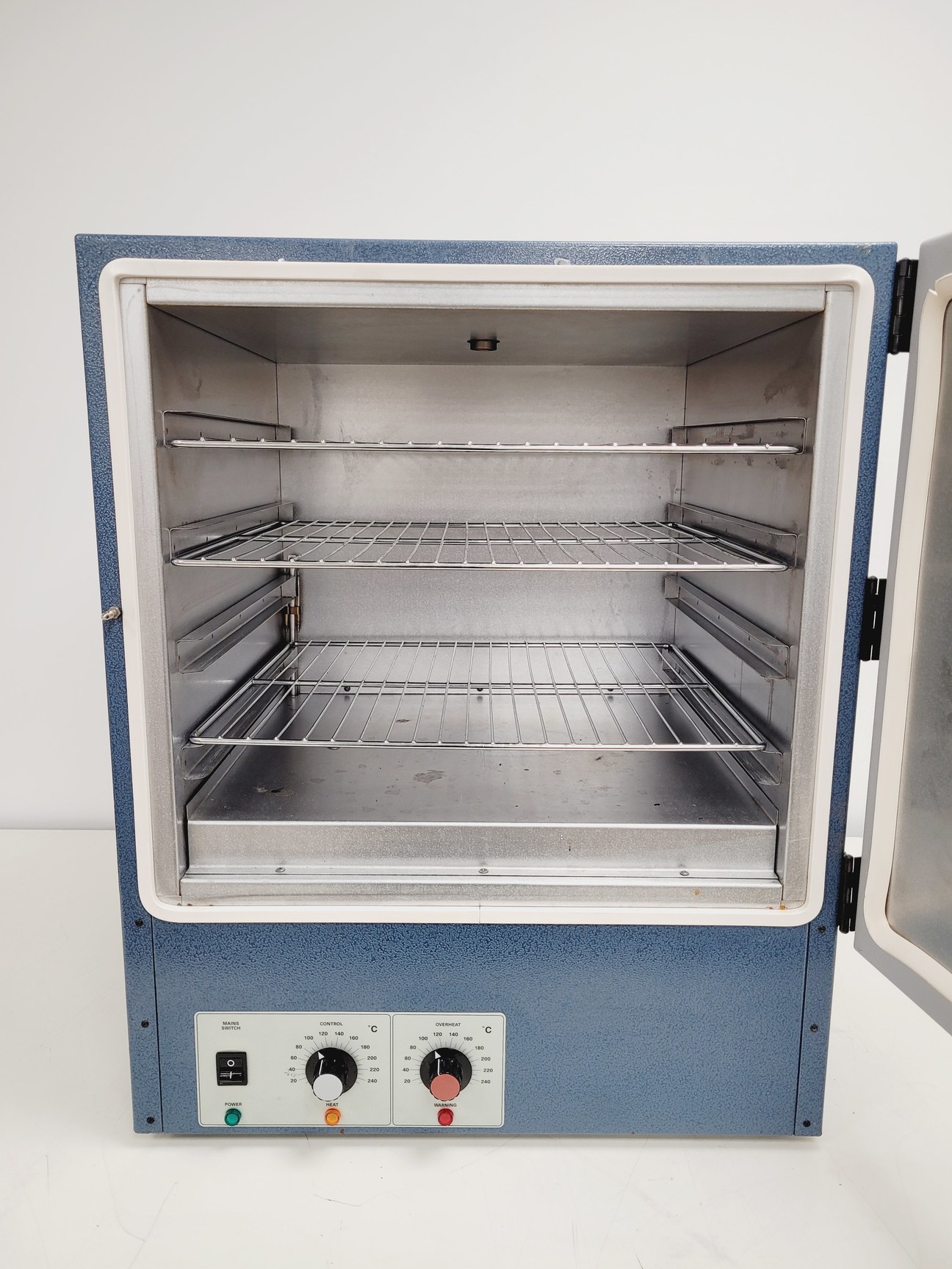 Image of Leader GP 100 Benchtop Oven  Model - GP100CLAD250HYD Lab