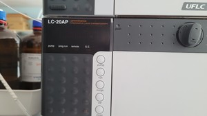 Thumbnail image of Shimadzu LCMS-2020 HPLC Mass Spectrometer System - LC-20AP, SIL-20AC, FCV-12AH 