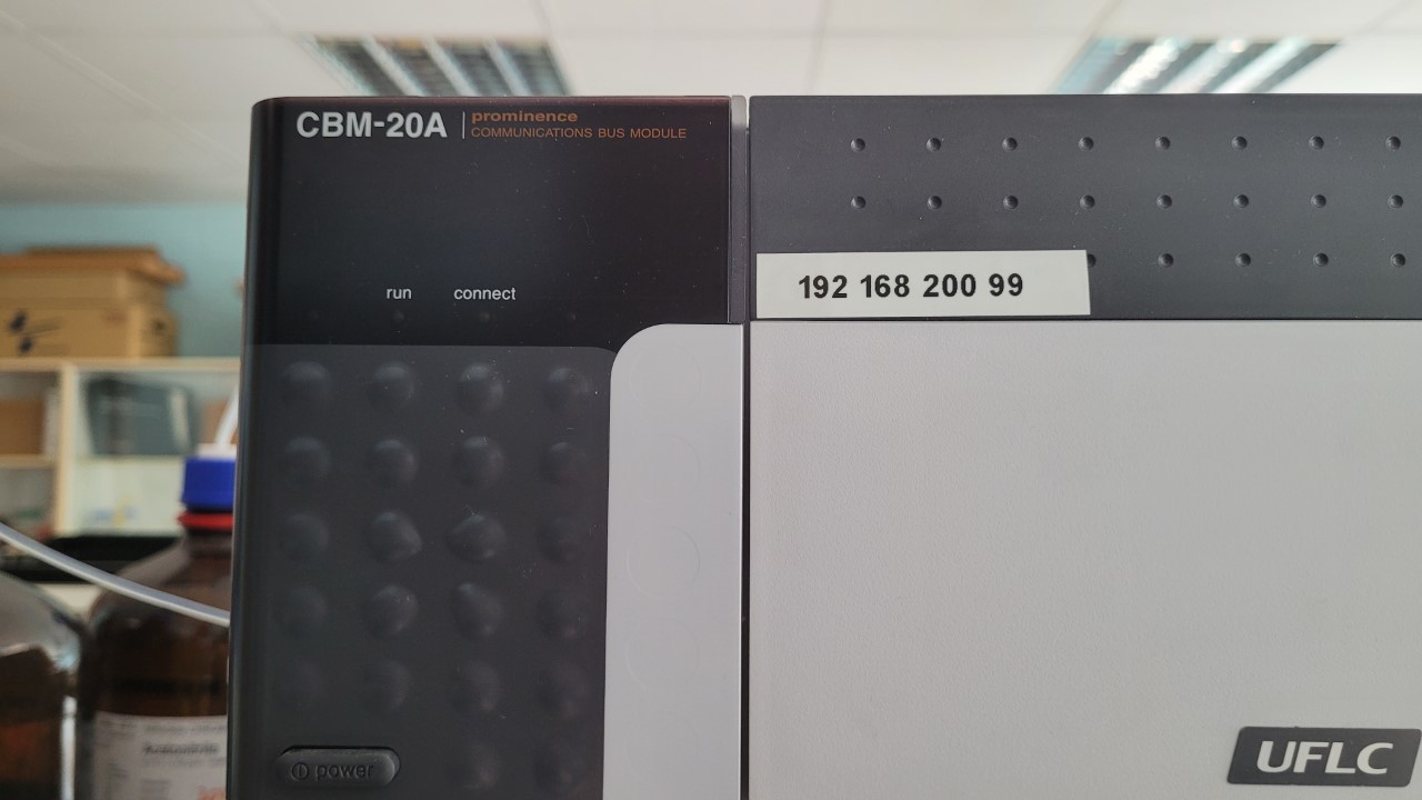 Image of Shimadzu LCMS-2020 HPLC Mass Spectrometer System - LC-20AP, SIL-20AC, FCV-12AH 