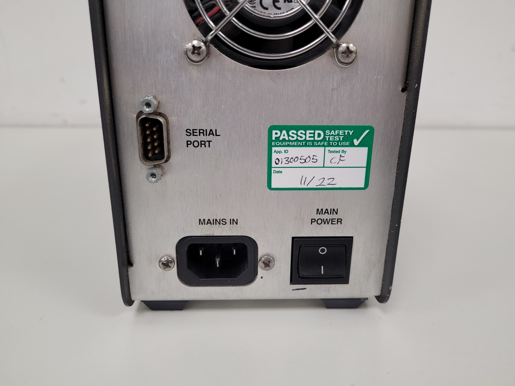 Image of Hoefer MiniVE Vertical Electrophoresis System with PS 2A200 PSU