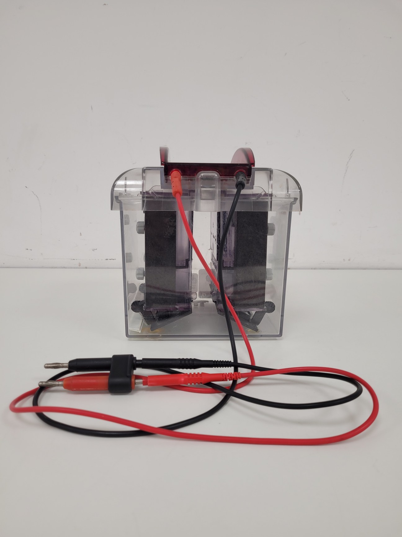 Image of Hoefer MiniVE Vertical Electrophoresis System with PS 2A200 PSU