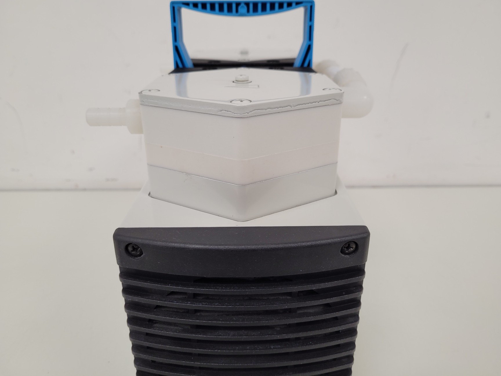 Image of KNF LAB LABOPORT Diaphragm Vacuum Pump  Type: PM20119-840.3 Lab