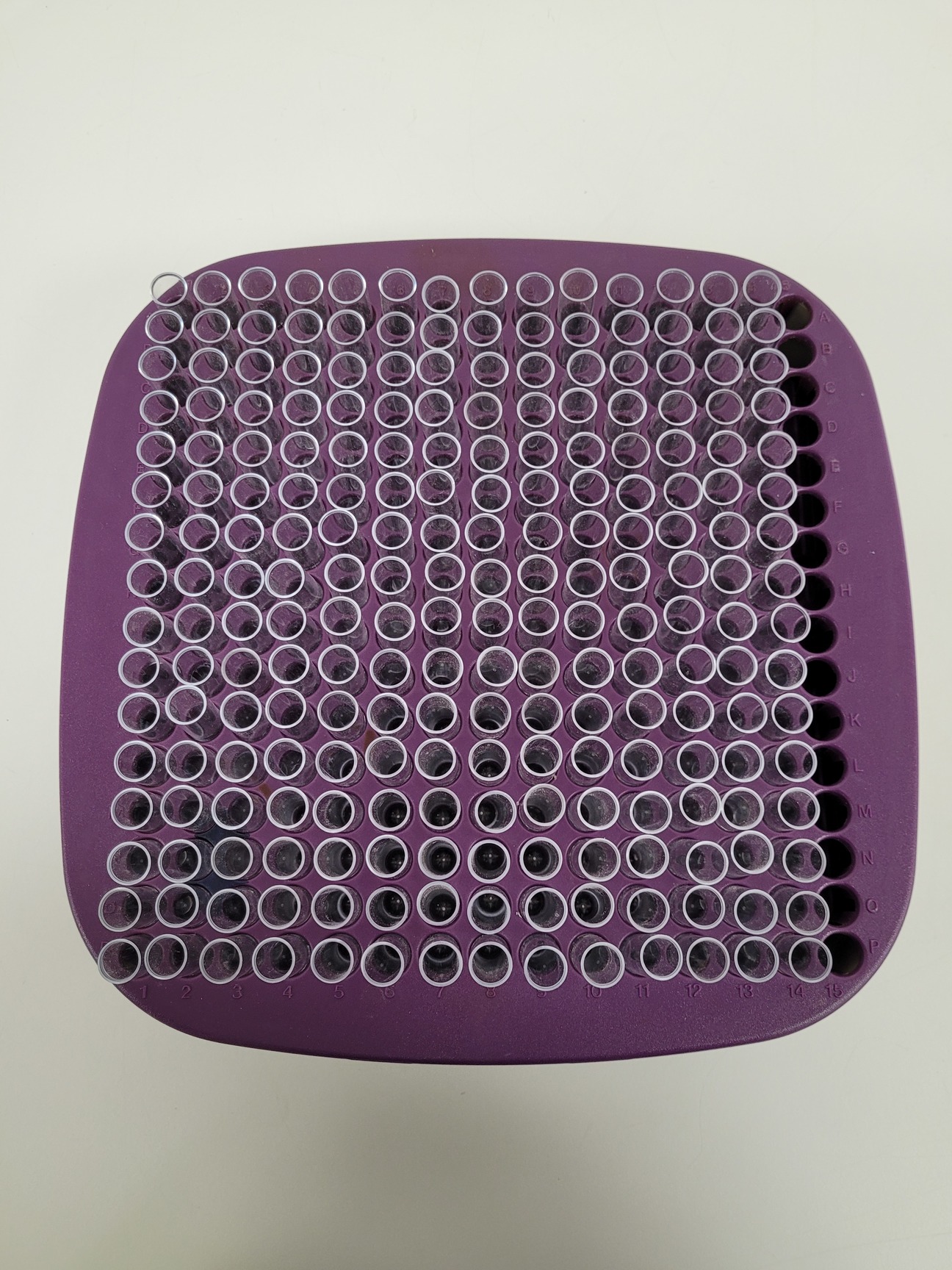 Image of GE AKTA Fraction Collector Frac-950 with Tube Racks Purple, Blue, 15ml, 50ml Lab