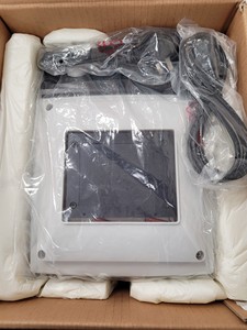 Thumbnail image of Thermo Scientific Digital Shaking Drybath  Cat No 8888028 Lab