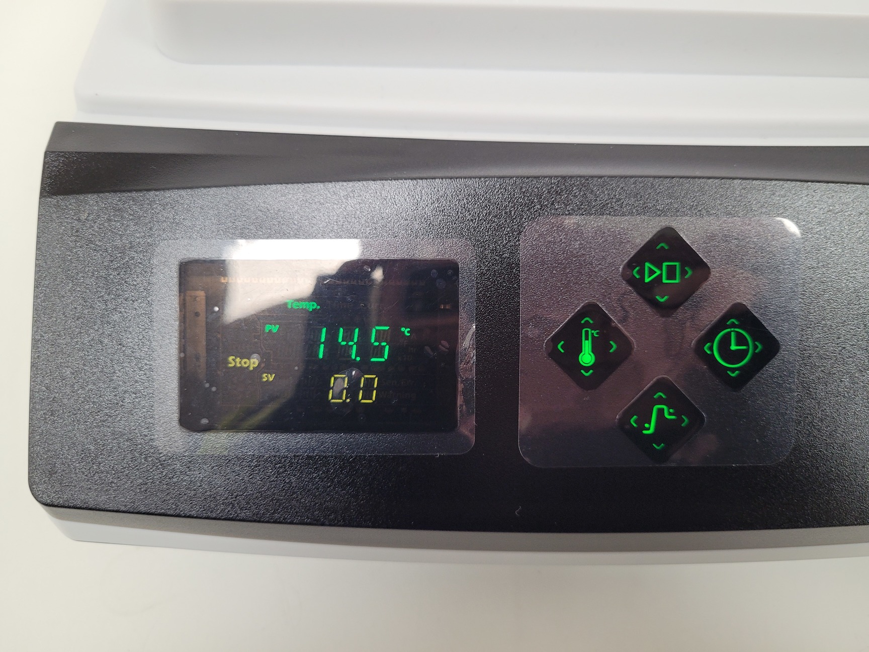Image of Thermo Scientific Digital Shaking Drybath  Cat No 8888028 Lab
