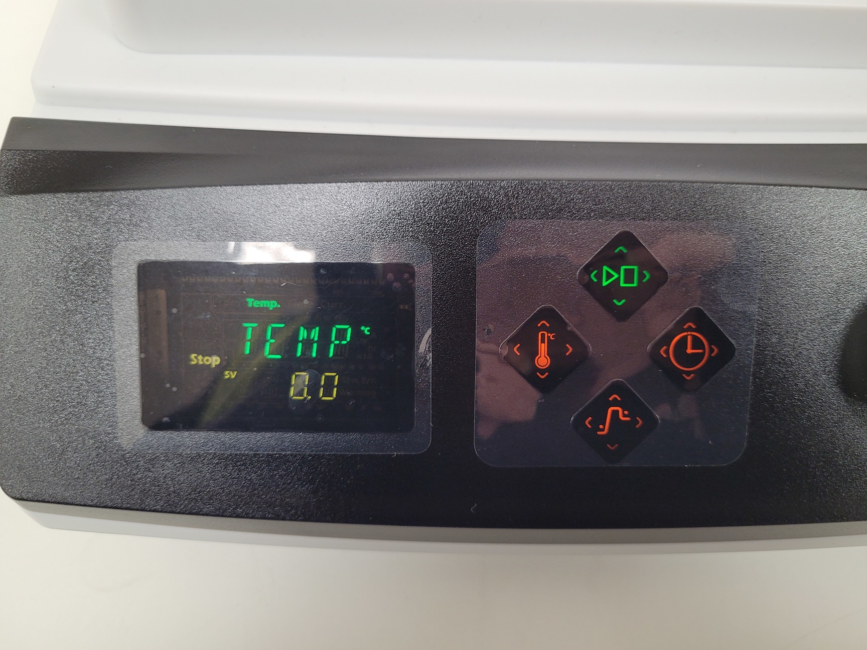 Image of Thermo Scientific Digital Shaking Drybath  Cat No 8888028 Lab